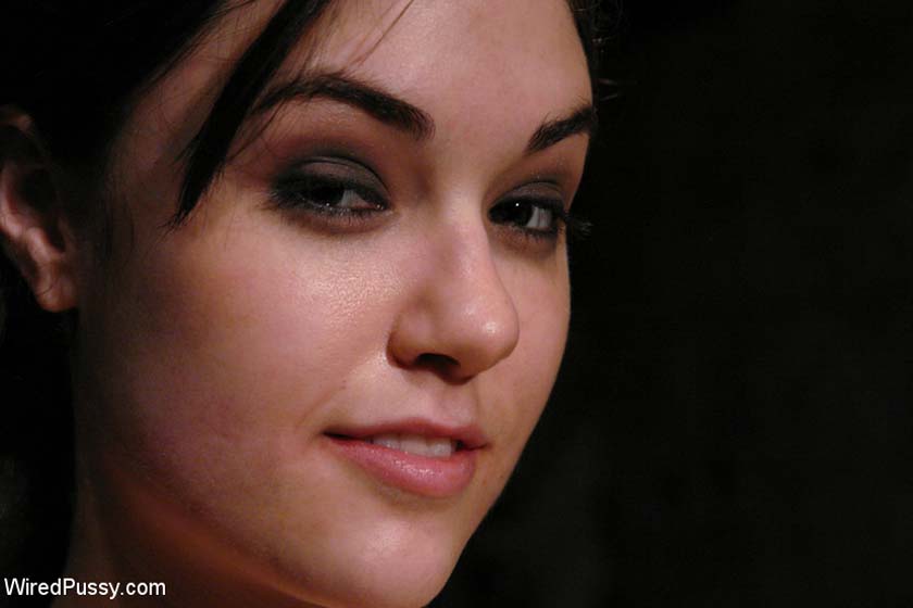 Sasha Grey dominated by Princess Donna in a BDSM video at Wired Pussy. One of the first FemDom videos of the 19 years old Supermodel. Sasha is nude, blindfolded, electro tormented, bound and forced to orgasms.